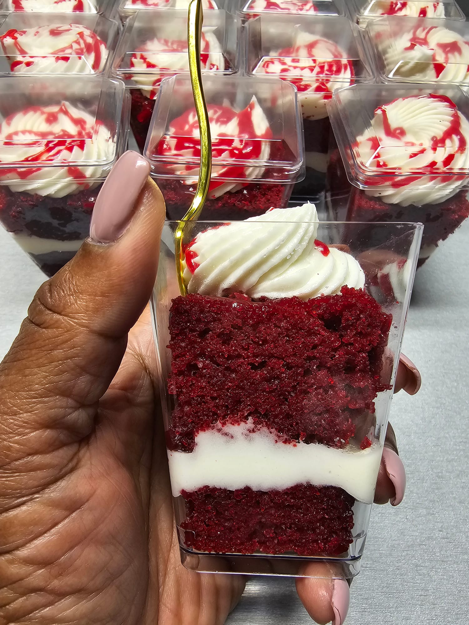CAKE CUPS